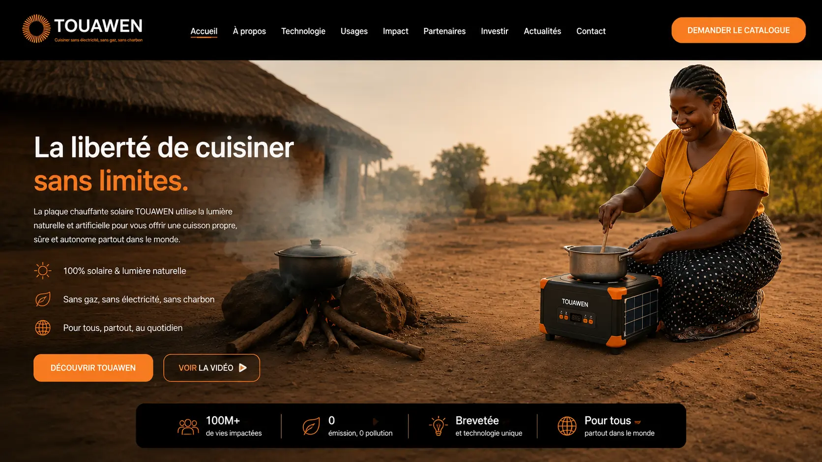Scène comparant une cuisson au bois enfumée à une cuisson autonome plus propre avec TOUAWEN